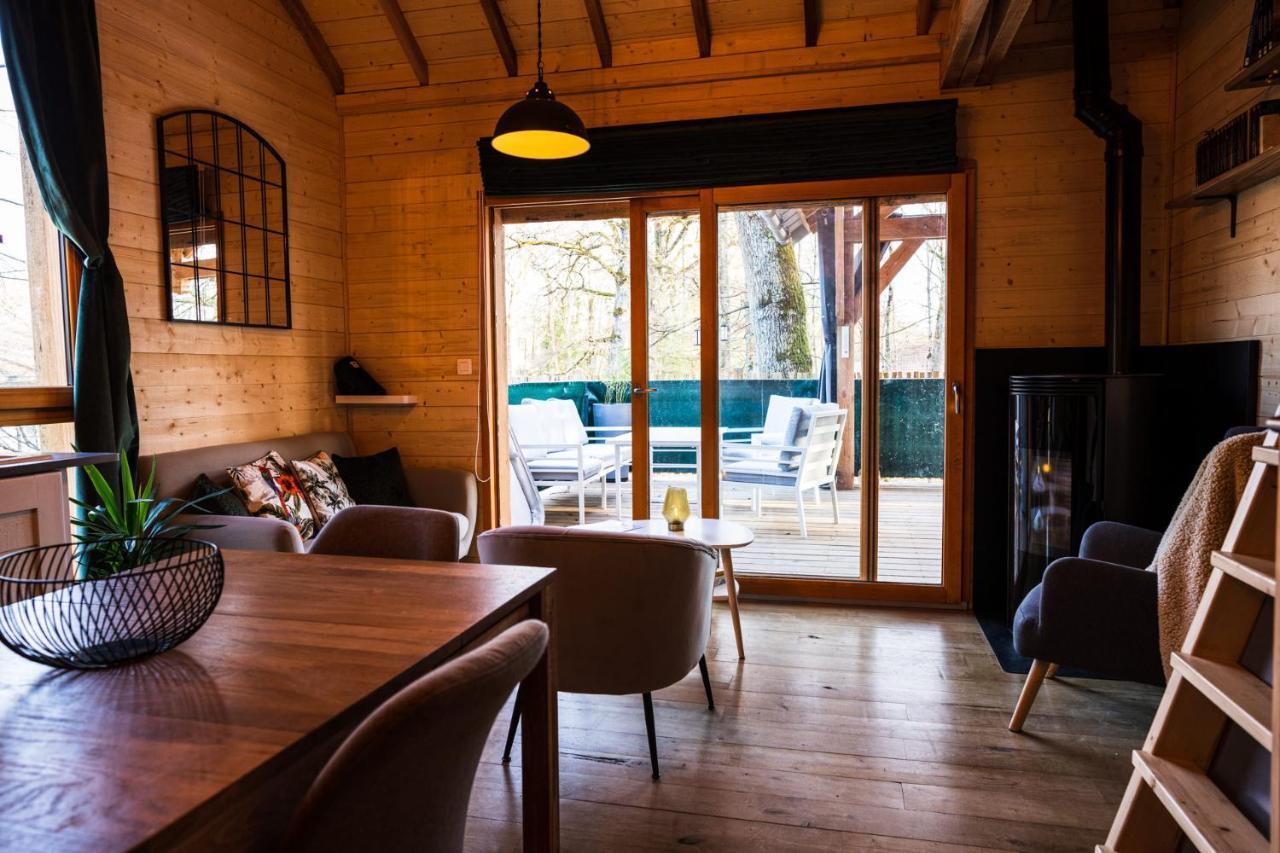 Charmante Cabane Dans Les Arbres Avec Jacuzzi Et Sauna Boismorand Ngoại thất bức ảnh
